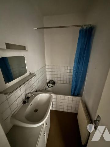 Immeuble de rapport à usage mixte (1 local & 6 appartements T2 et T3) situé à proximité du centre