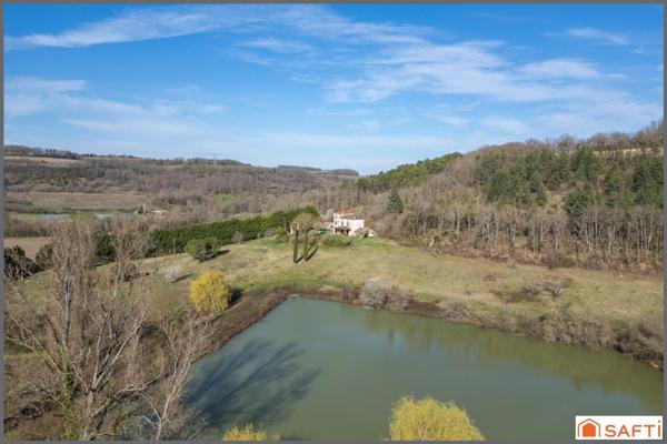 Maison en pierre 201m2, 4chambres, dépendances , parcelle 6ha