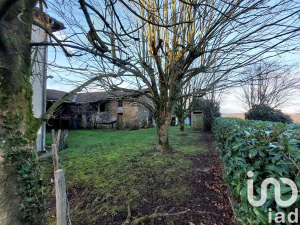 Maison rustique 4 pièces de 104 m² à Saint-Laurent-sur-Gorre (87310)