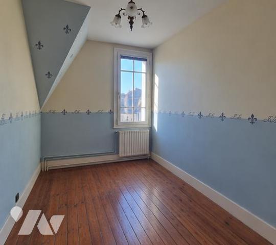 HENRIVILLE - BELLE AMIENOISE - 150 M² - JARDIN