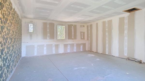 Carpentras ? Authentique mas en pierre avec fort potentiel sur 720 m² de terrain constructible