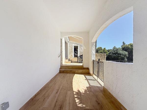 Maison La Ciotat avec studio et T2 indépendant, piscine, terrain
