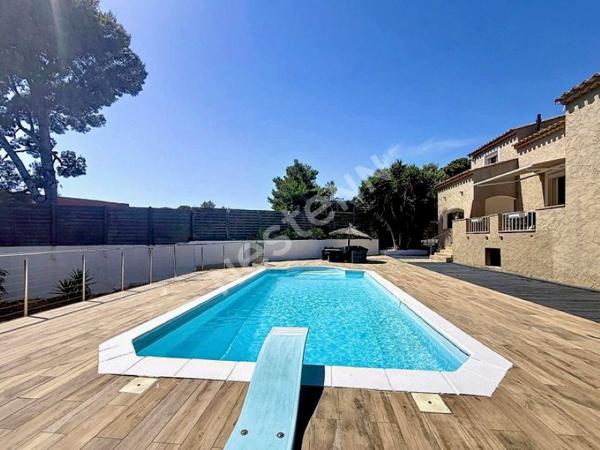 Maison La Ciotat avec studio et T2 indépendant, piscine, terrain