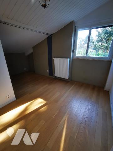 Plain-pied avec garage - secteur calme