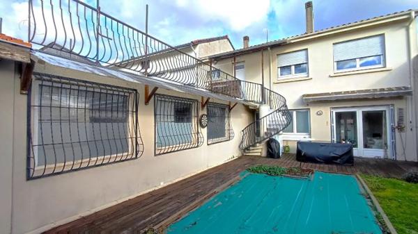 Maison mitoyenne 2 côtés Floirac 117.37 m²