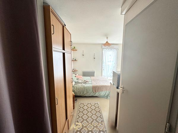 Studio - 19m2 - 1 pièce - Parking + Balcon - La Rochelle (Tasdon/Minimes) 149 000 € **  - Référence  JH709D11