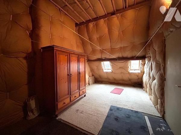 En exclusivité chez Notaires Flandres Littoral: Maison 1 mitoyenneté au c?ur de Bergues, compre...