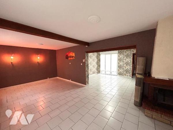 En exclusivité chez Notaires Flandres Littoral: Maison 1 mitoyenneté au c?ur de Bergues, compre...