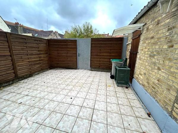 En exclusivité chez Notaires Flandres Littoral: Maison 1 mitoyenneté au c?ur de Bergues, compre...