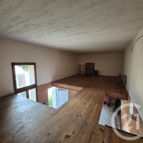 Appartement à vendre  2 pièces - 76 m 2   ROANNE  - 42
