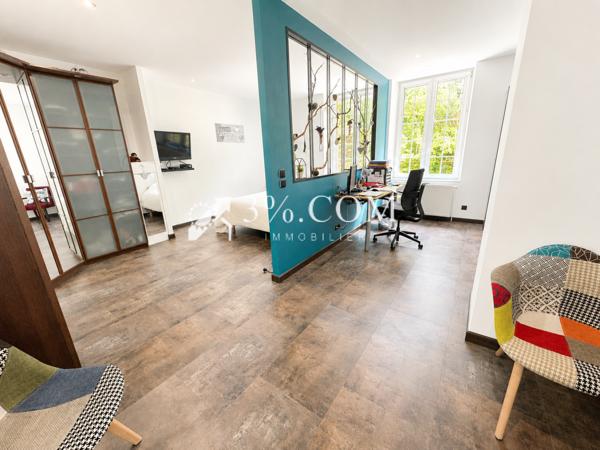 Maison 8 pièce(s) 4 chambre(s) 298 m²