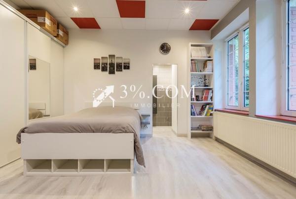 Maison 8 pièce(s) 4 chambre(s) 298 m²