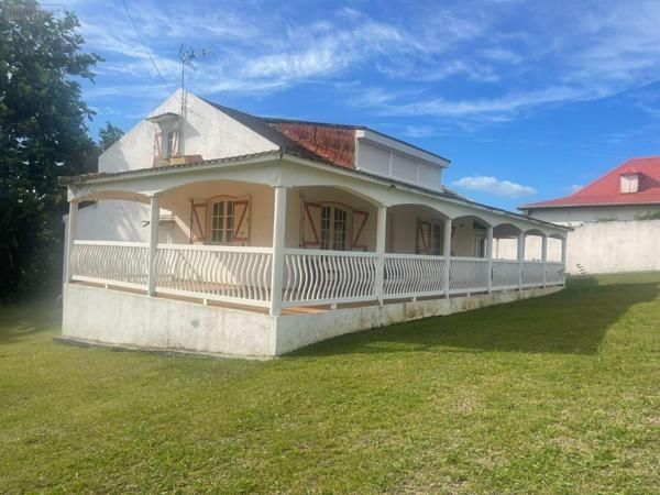 Villa à vendre à Petit-Bourg en Guadeloupe (97170), ref : 97110/18