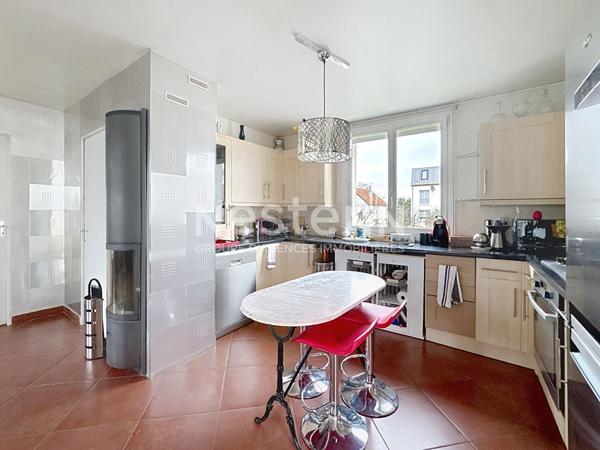 Maison à vendre à Antony - 4 pièces, 3 chambres, jardin
