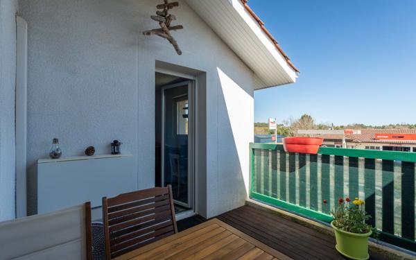 Appartement à vendre    3 pièces •  Bias