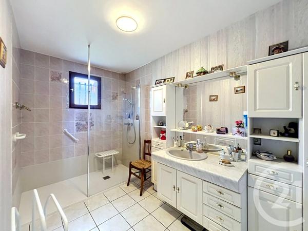 Maison à vendre  6 pièces - 171,80 m 2   COURNON D AUVERGNE  - 63