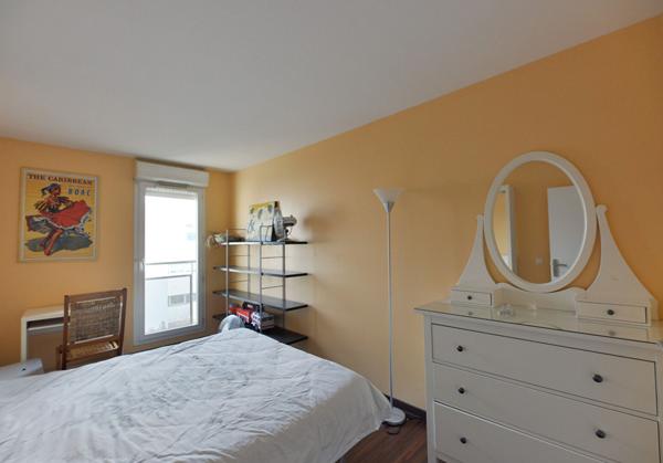 F4 de 86 m² Dernier étage + terrasse +pkg