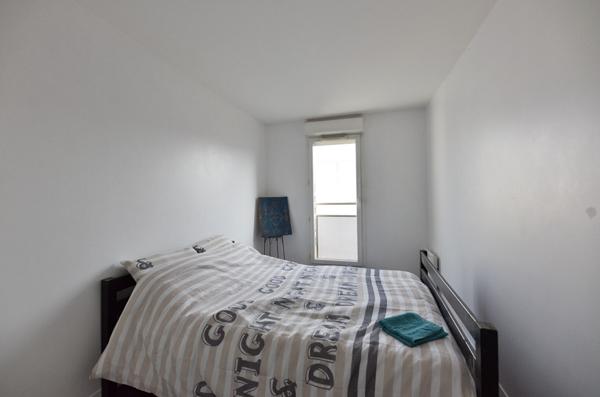 F4 de 86 m² Dernier étage + terrasse +pkg