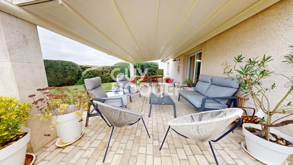 MAISON À VENDRE DE 6 PIÈCES DE 143,79 M²