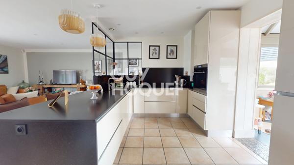 MAISON À VENDRE DE 6 PIÈCES DE 143,79 M²