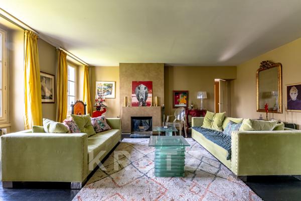 Appartement de réception dans un hôtel particulier