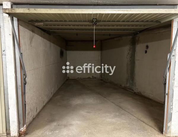 Parking - 15 m²