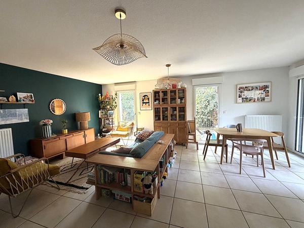 SEIGNOSSE BOURG , APPARTEMENT T4 EN REZ-DE-JARDIN