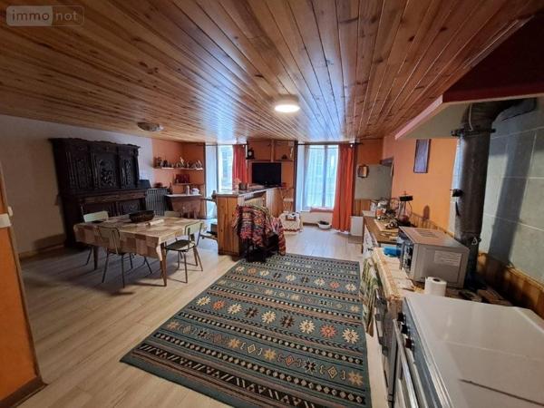 Fonds et/ou murs commerciaux à vendre à Saint-Flour dans le Cantal (15100), ref : 044/1242