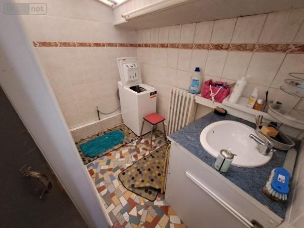 Fonds et/ou murs commerciaux à vendre à Saint-Flour dans le Cantal (15100), ref : 044/1242