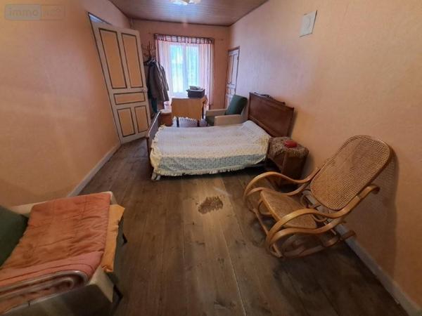 Fonds et/ou murs commerciaux à vendre à Saint-Flour dans le Cantal (15100), ref : 044/1242