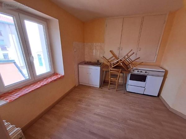 Fonds et/ou murs commerciaux à vendre à Saint-Flour dans le Cantal (15100), ref : 044/1242