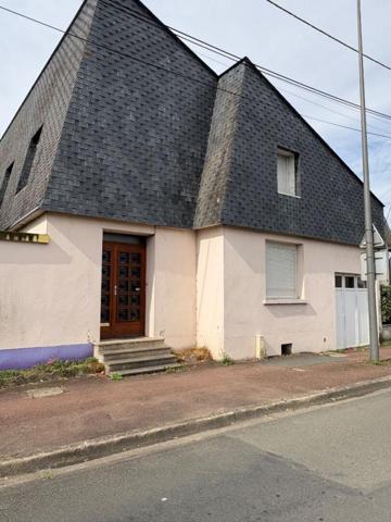Maison Sable Sur Sarthe 7 pièce(s) 190 m2