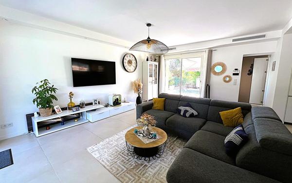 Maison à vendre    4 pièces •  Mougins