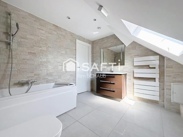 À vendre – Maison entièrement rénovée d'environ 217 m² à Hégenheim