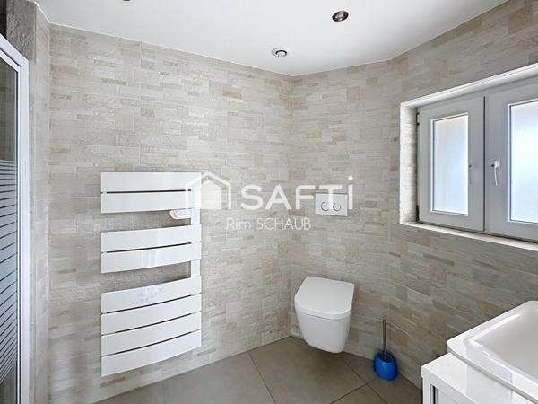 À vendre – Maison entièrement rénovée d'environ 217 m² à Hégenheim