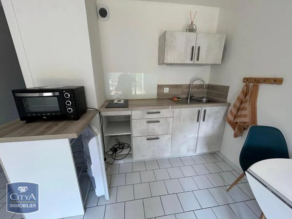 Appartement à louer 1 pièce 28.43m² Tarbes (65000)