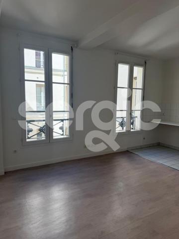 Location 1 Pieces 34 75008 Paris 18 1280 02 0227