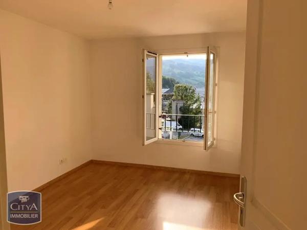 Appartement à louer 4 pièces 83.32m²