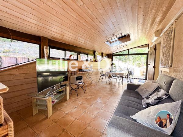 Maison
         6 pièces
        - 142 m² Bien prestige
