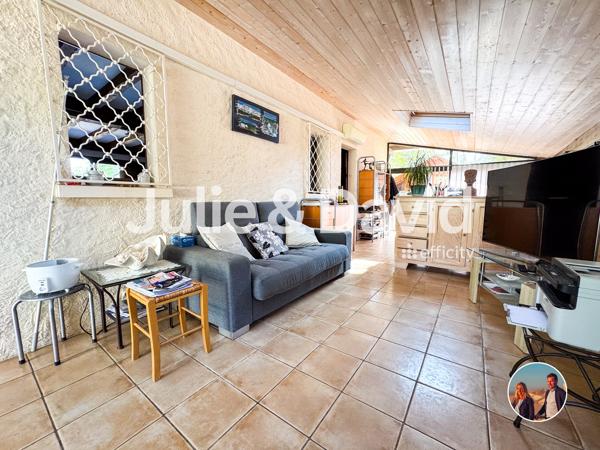 Maison
         6 pièces
        - 142 m² Bien prestige