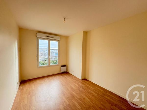 Appartement F4 à vendre  4 pièces - 84,40 m2 SERRIS - 77