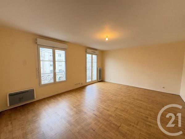 Appartement F4 à vendre  4 pièces - 84,40 m2 SERRIS - 77