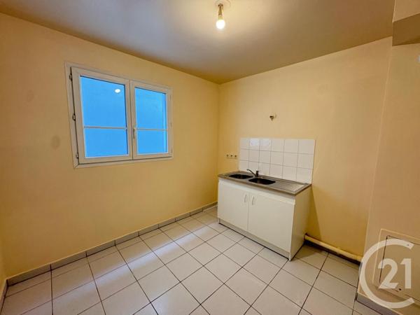 Appartement F4 à vendre  4 pièces - 84,40 m2 SERRIS - 77