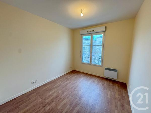 Appartement F4 à vendre  4 pièces - 84,40 m2 SERRIS - 77