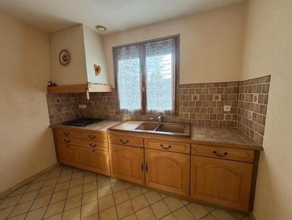 Maison à vendre pièces (27)