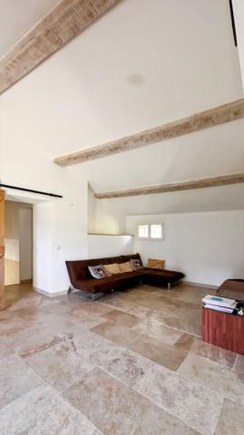 Maison  BANDOL T4  127 m²  avec garages et dépendances   595 000       690 000