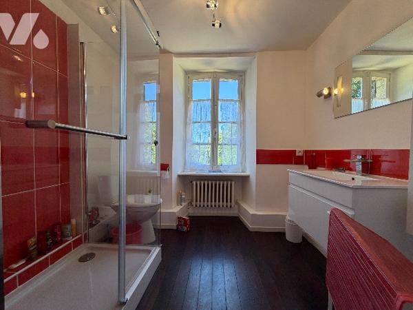 À proximité d’Aubusson – Propriété de caractère sur plus de 2,3 hectares