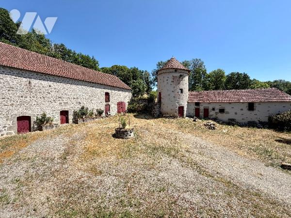 À proximité d’Aubusson – Propriété de caractère sur plus de 2,3 hectares