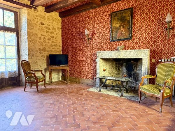 À proximité d’Aubusson – Propriété de caractère sur plus de 2,3 hectares
