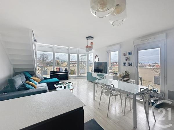 Appartement Duplex à vendre  5 pièces - 98,18 m2 VILLENEUVE LE ROI - 94